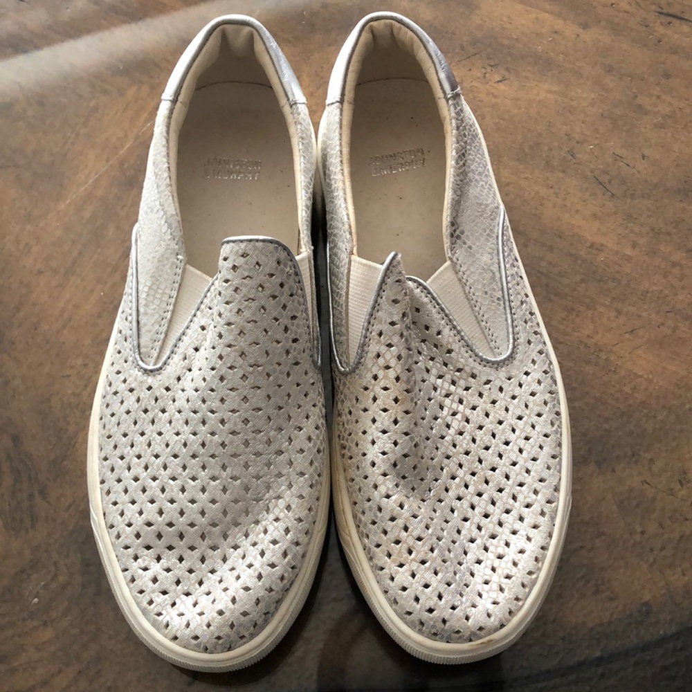 Johnston Murphy slide on shoes. Used.
